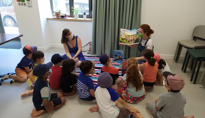 Lecture d'albums pour les enfants
