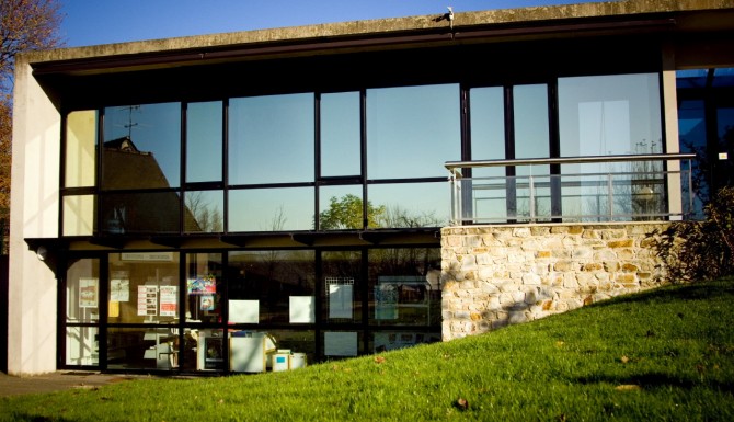 vue de côté du bâtiment