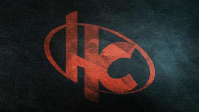 Captain Prod - tous droits réservés Le logo d'Hero Corp : les lettre H et C en rouge