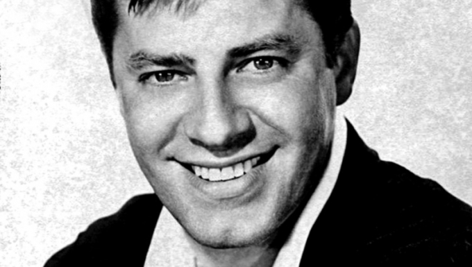 Jerry Lewis - 1960s. Portrait photographique en noir et blanc de Jerry Lewis dans les années 60.