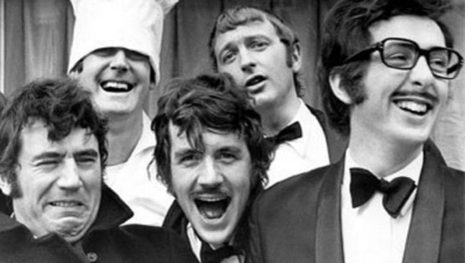 Les acteurs du célèbre groupe d'humour anglais