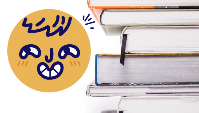 Boloss des belles lettres Des ouvrages empilés à côté d'une tête de personnage ricanant