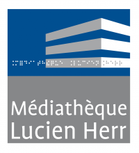 Le logo de la médiathèque Lucien Herr est une représentation stylisée de l'équipement, des lignes blanches sur fond bleu symbolisant les différents niveaux du bâtiment.