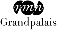 Lettres stylisées noires sur fond blanc